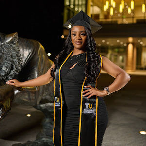 Meet your Posher, Kelly